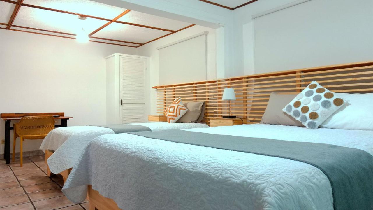 Trebol Amarillo Bed & Breakfast Escazu Exterior photo